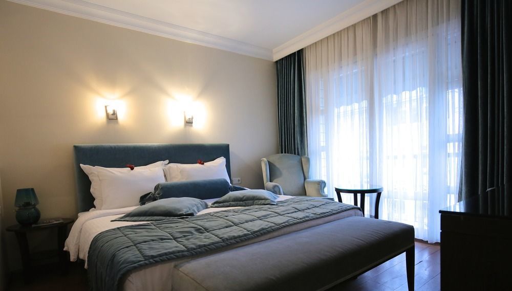 Tria Elegance Istanbul Hotel Exterior photo